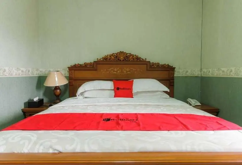 Habitación Deluxe, Reddoorz Syariah @ Cipanas