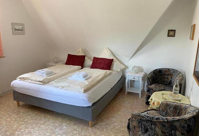 带共用浴室的标准房间, Haus Adams Das Wohlfühl Gästehaus