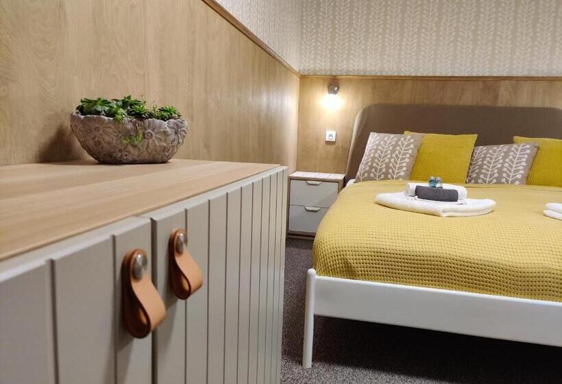 Четырехместный Номер Стандарт, Penzion Bílá Voda