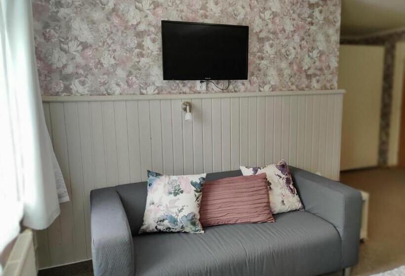 Семейный Номер Вид на Сад, Penzion Bílá Voda