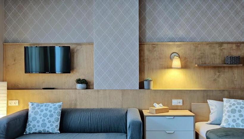 Номер Стандарт Трехместный, Penzion Bílá Voda