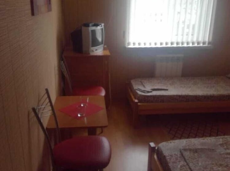 스탠다드 룸, Tennis Academy