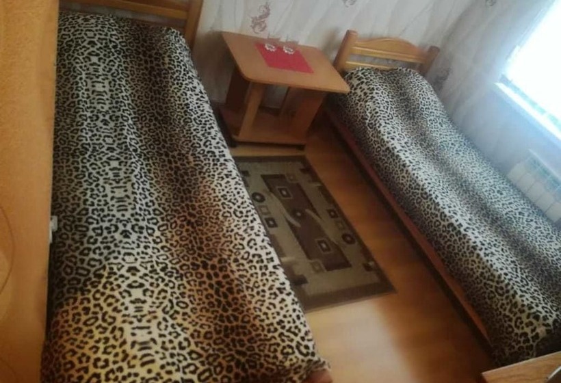 스탠다드 룸, Tennis Academy