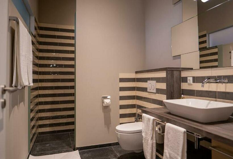 豪华套房, Villa Glanzstoff