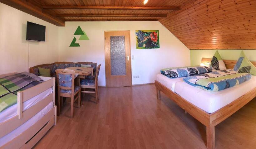 ファミリールーム, Pension Altvogtshof