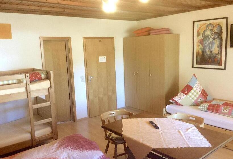 マウンテンビューファミリールーム, Pension Altvogtshof