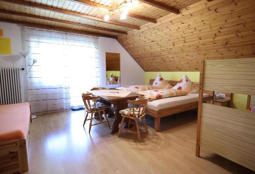 マウンテンビューファミリールーム, Pension Altvogtshof