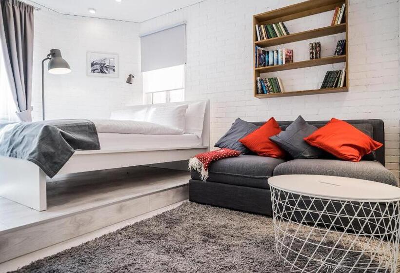 Студия Superior, Revelton Studios Karlovy Vary