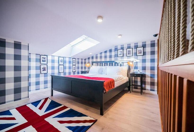 Студио Executive, Revelton Studios Karlovy Vary