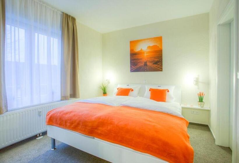 شقة غرفة واحدة, Weyher Apart