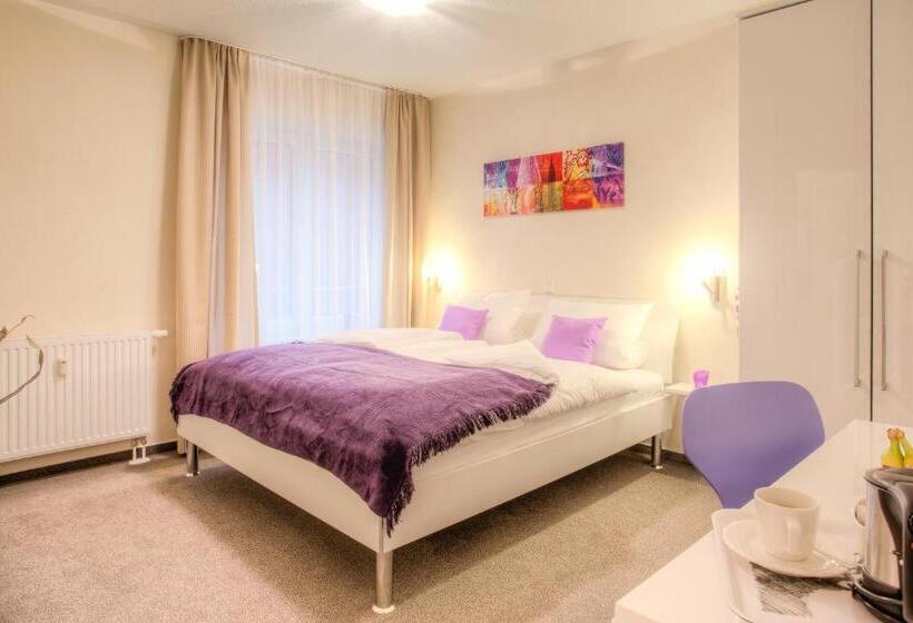 غرفة قياسية, Weyher Apart