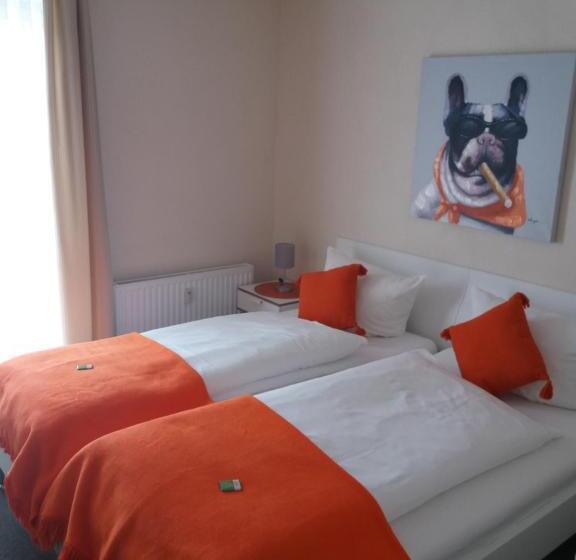 غرفة قياسية مزوَّدة بمطبخ, Weyher Apart