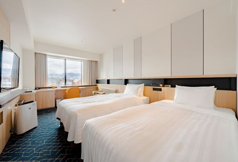Basic-huone, Keio Prelia Hotel Sapporo