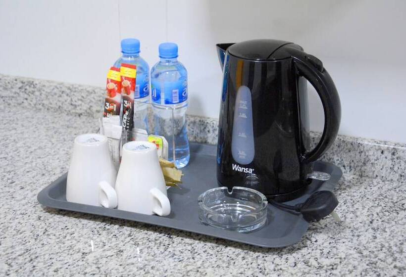 آپارتمان خانوادگی, The 58 Hotel Apartments