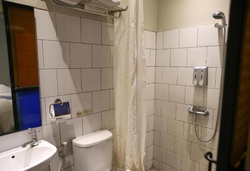 经济房, Shine Bnb