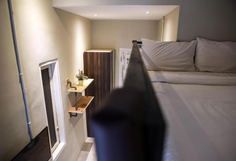 经济房, Shine Bnb