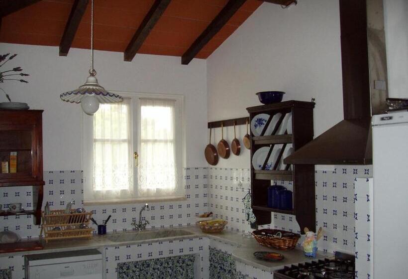 발코니가 있는 2 베드룸 아파트, La Primula