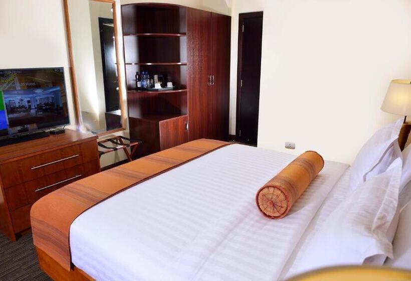 اتاق استاندارد, The Hub