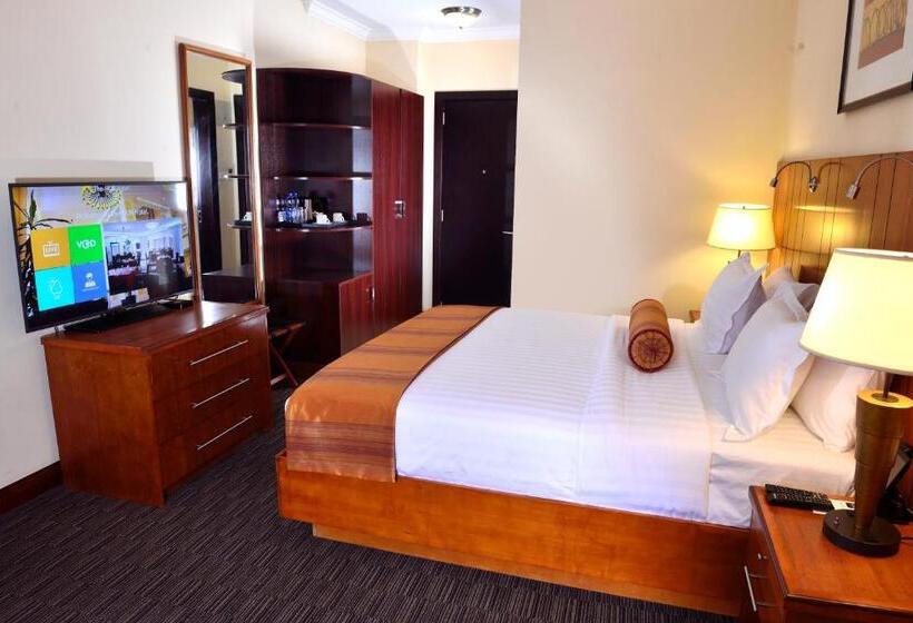 اتاق استاندارد, The Hub