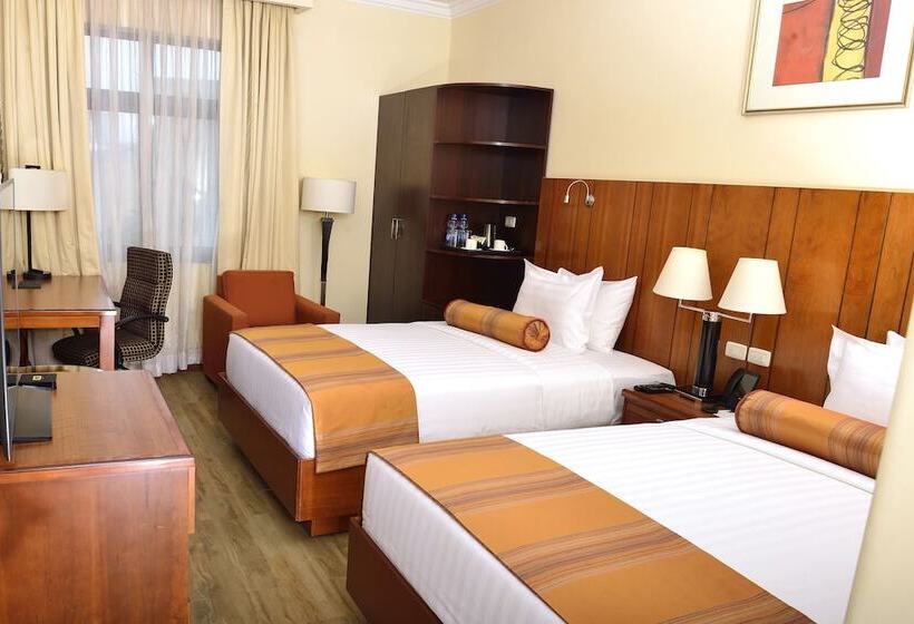 اتاق لوکس, The Hub