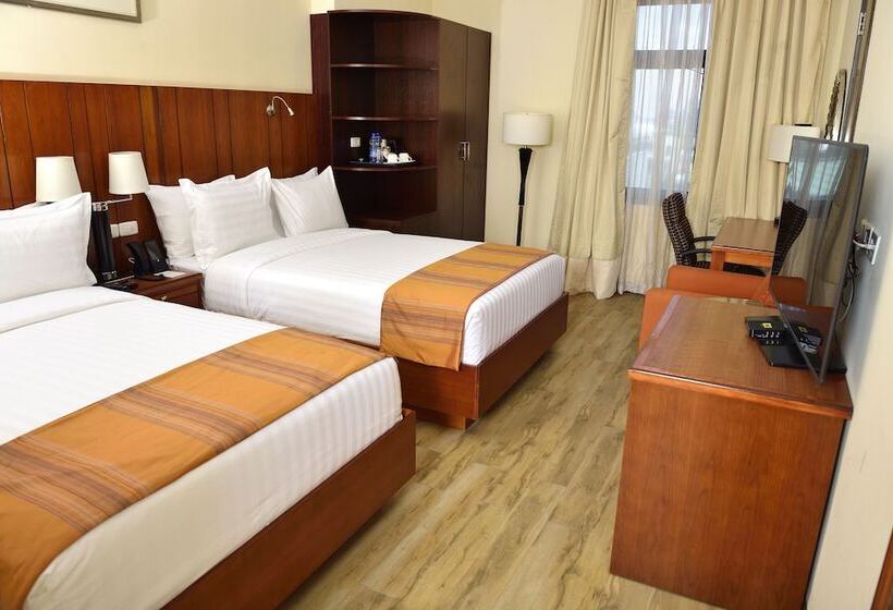 اتاق لوکس, The Hub