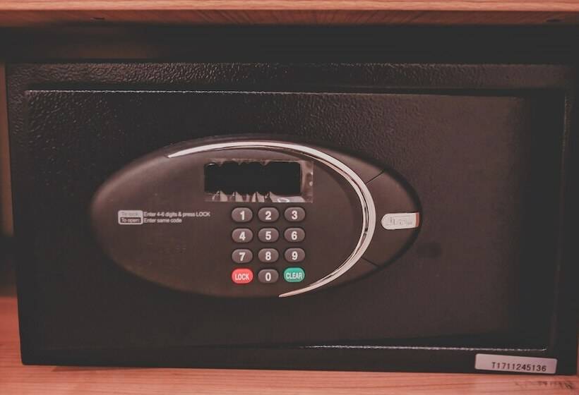 اتاق سوپریور, Trip Inn Near Airport Or City Center