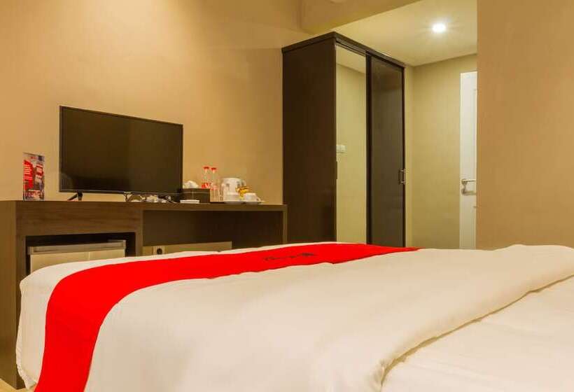 デラックスルーム, Reddoorz Plus @ Dipatiukur