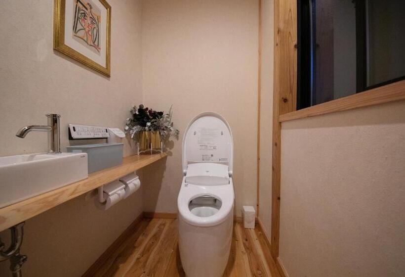 غرفة ديلوكس مزوَّدة بجاكوزي, Oyado Den Rikyu