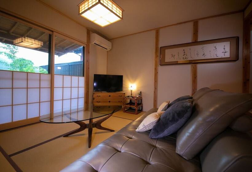 غرفة سوبيريور, Oyado Den Rikyu