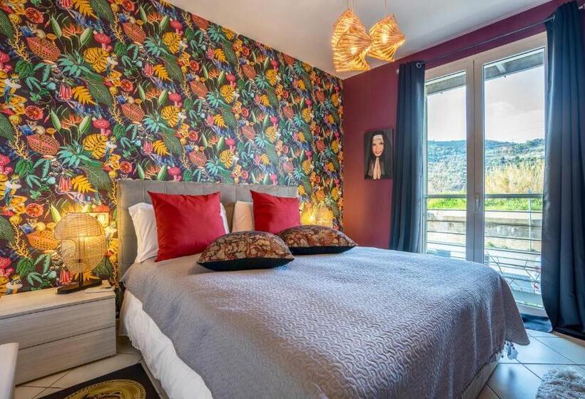 Апартаменты 1 Спальня Боковой Вид на Море, Baba Residences