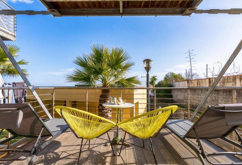 Yandan Deniz Manzaralı 1 Yatak Odalı Daire, Baba Residences