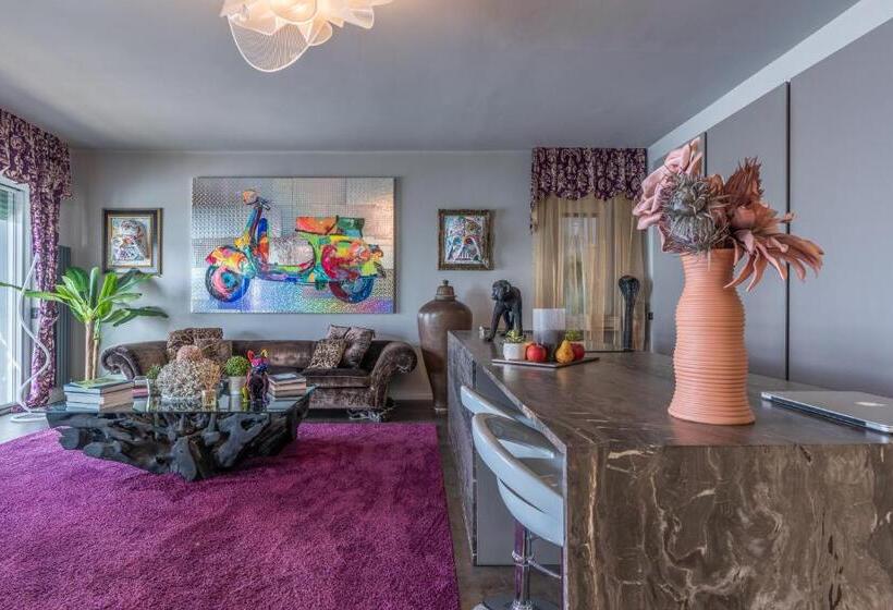 Deniz Manzaralı 1 Yatak Odalı Daire, Baba Residences