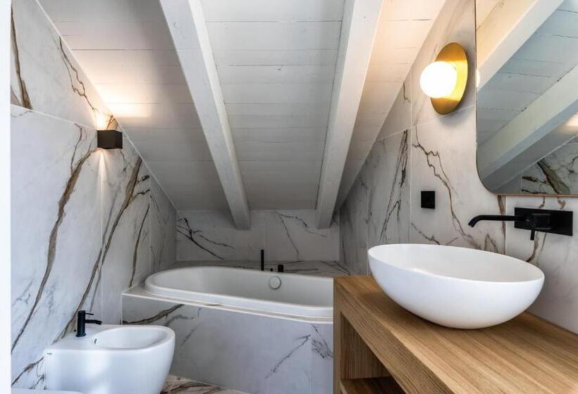 1 Bedroom Penthouse Apartment, Baba Residences