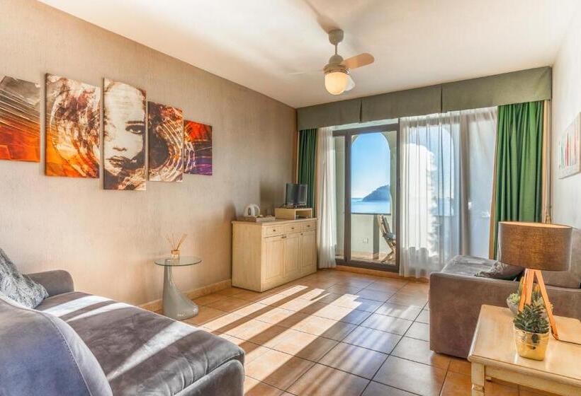 Balkonlu 1 Yatak Odalı Daire, Baba Residences