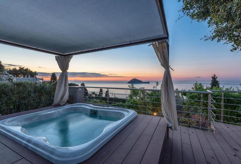 Deniz Manzaları 1 Yatak odalı Villa, Baba Residences