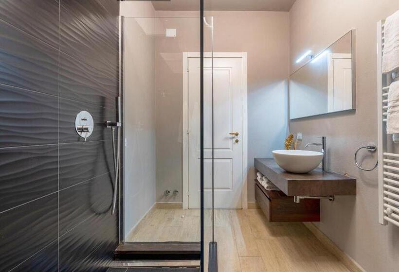 Deniz Manzaları 1 Yatak odalı Villa, Baba Residences