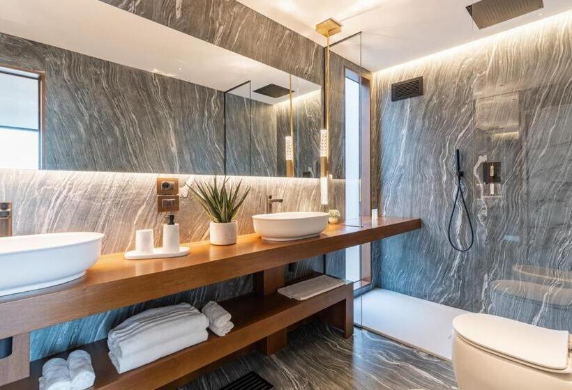 Deluxe Suite Sea View, Baba Residences