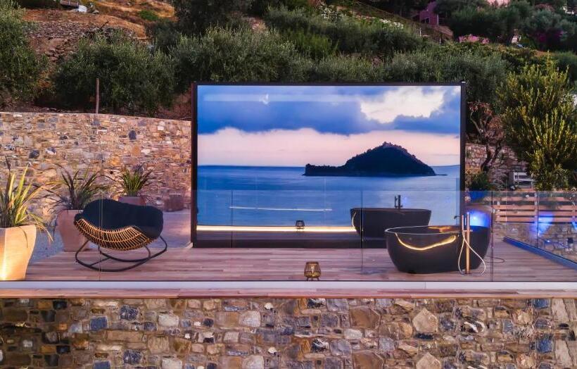 Deluxe Suite Sea View, Baba Residences