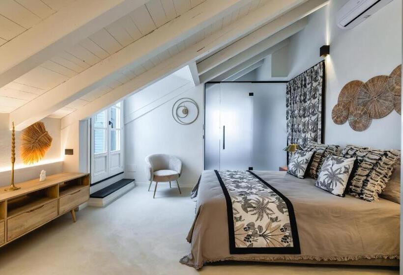 1 Bedroom Penthouse Apartment, Baba Residences