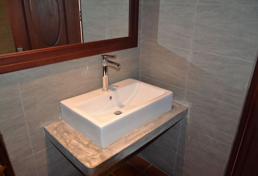 디럭스 룸, Saksiri Riverside Boutique