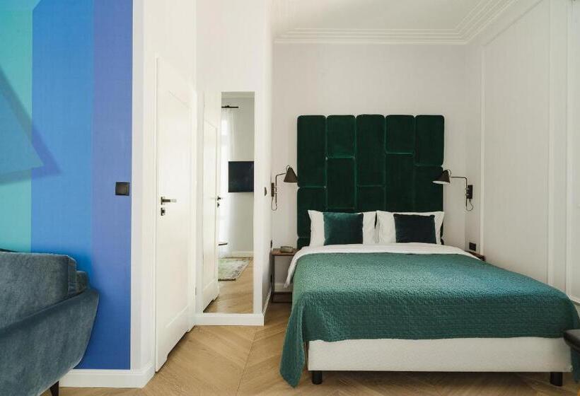 Quarto Estandar, No.4 Residence