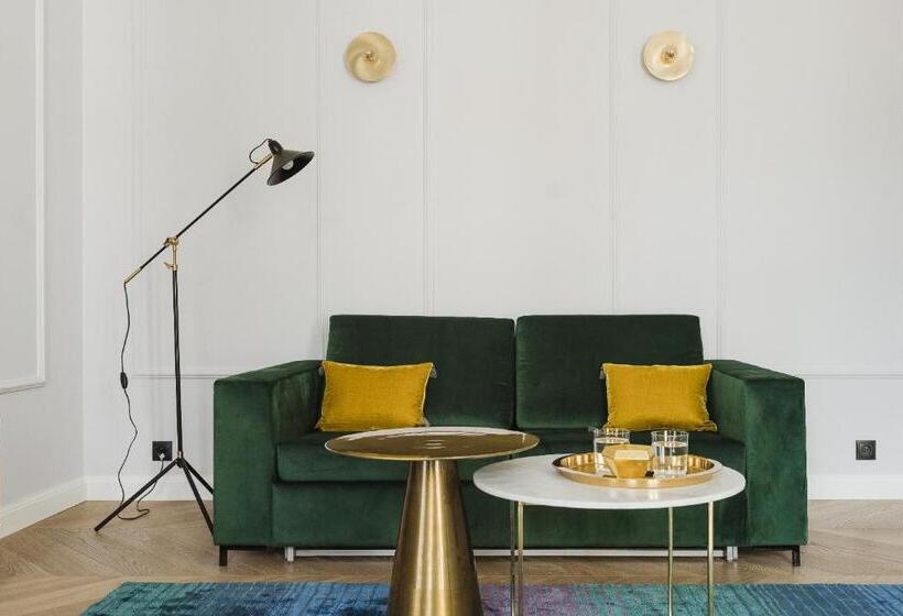 דירת חדר סופריור, No.4 Residence