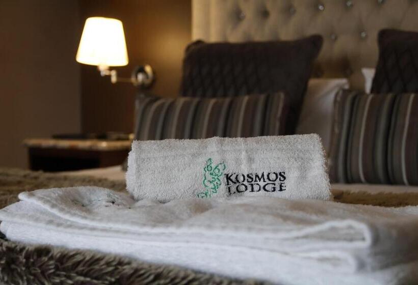Quarto Superior, Kosmos Lodge