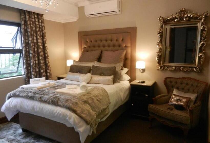 디럭스 룸, Kosmos Lodge