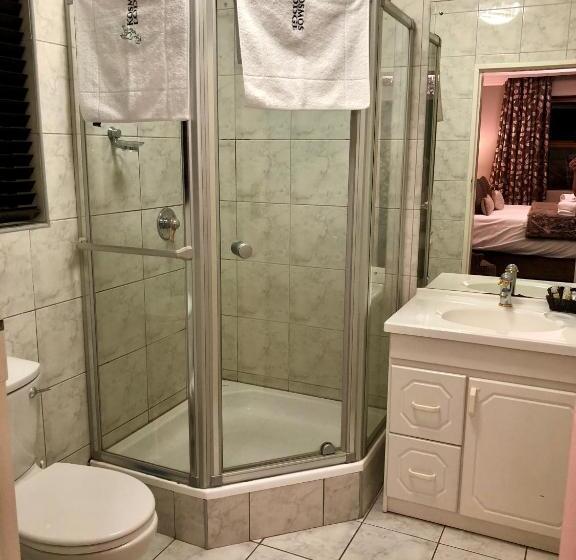 디럭스 룸, Kosmos Lodge