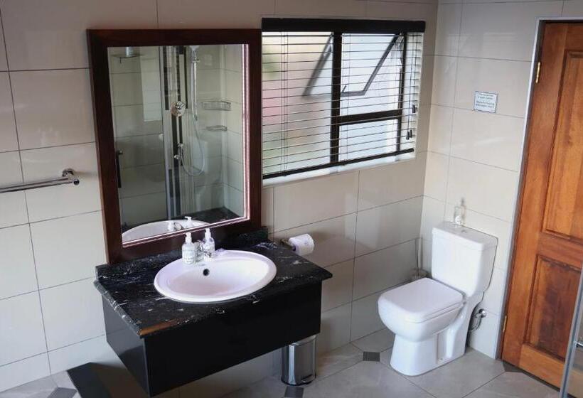 패밀리 룸, Kosmos Lodge