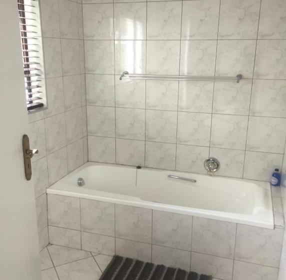 디럭스 룸 가든 전망, Kosmos Lodge