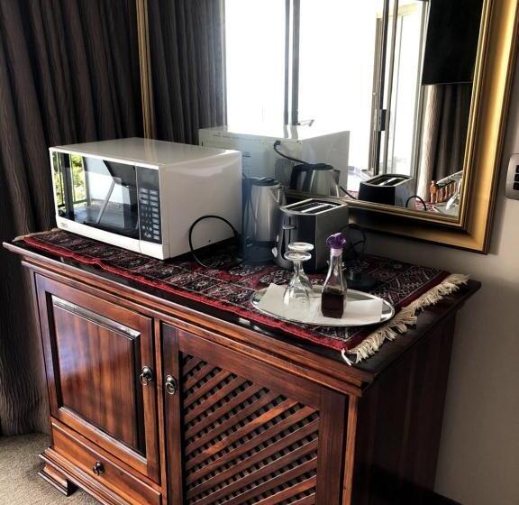 패밀리 룸, Kosmos Lodge