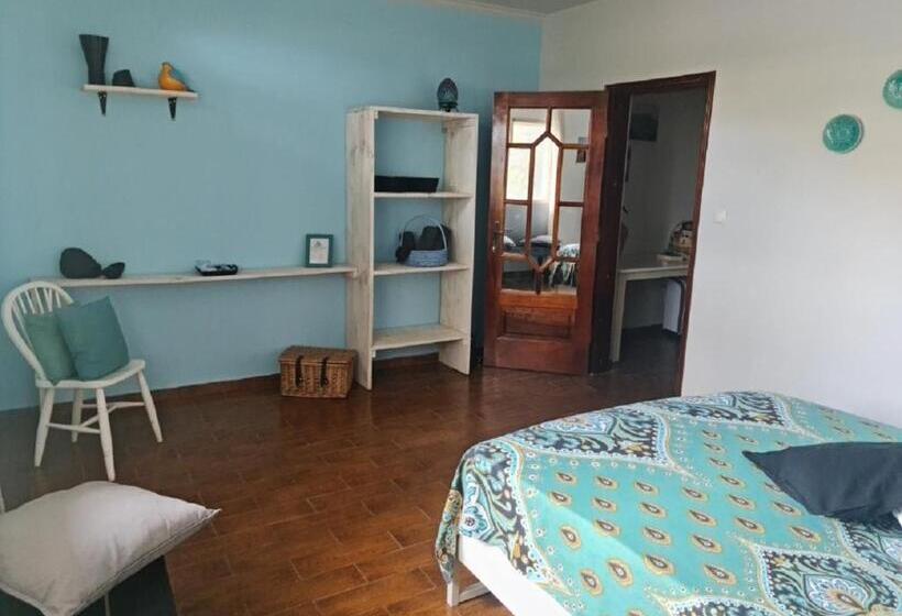 اتاق اکونومی, B&b Villa Alegria, Tarrafal