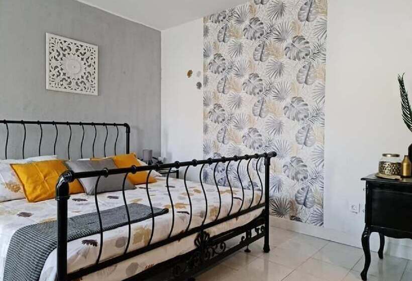 سوییت اجرایی, B&b Villa Alegria, Tarrafal